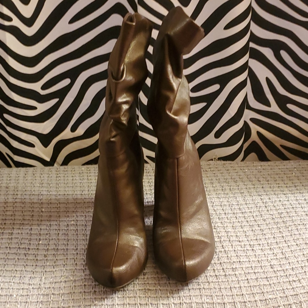 High Heeled Boots